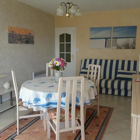 Agreable Pour 6 Pers, Balcon A 50m De La - Fr-1-323-308 דירה סן ז'אן דה מון