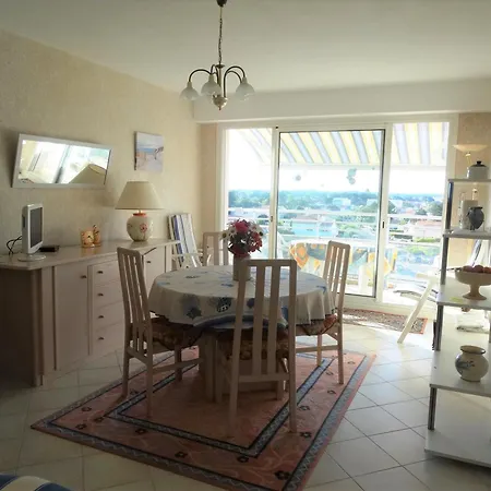 Bel Renove A 50m De La Pour 6 Personnes, Balcon, Parking - Fr-1-323-308 Apartment *
