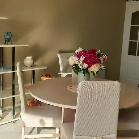Apartmán Agreable Pour 6 Pers, Balcon A 50m De La - Fr-1-323-308 *